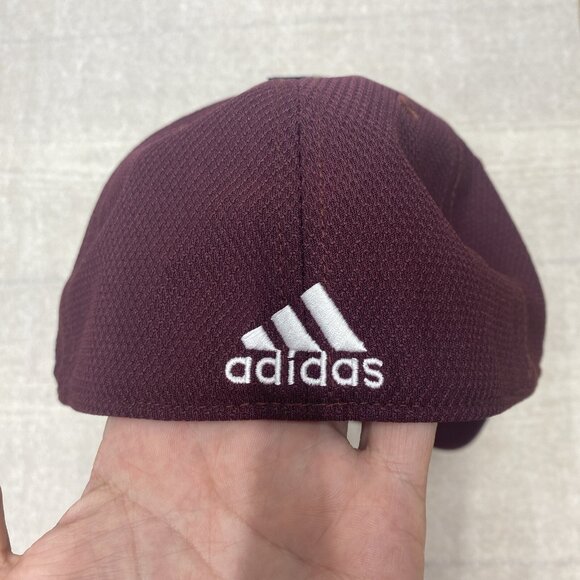 Rare Texas University Baseball Cap Aggies Maroon Hat Embroidered Logo Adidas S/M - Picture 9 of 15